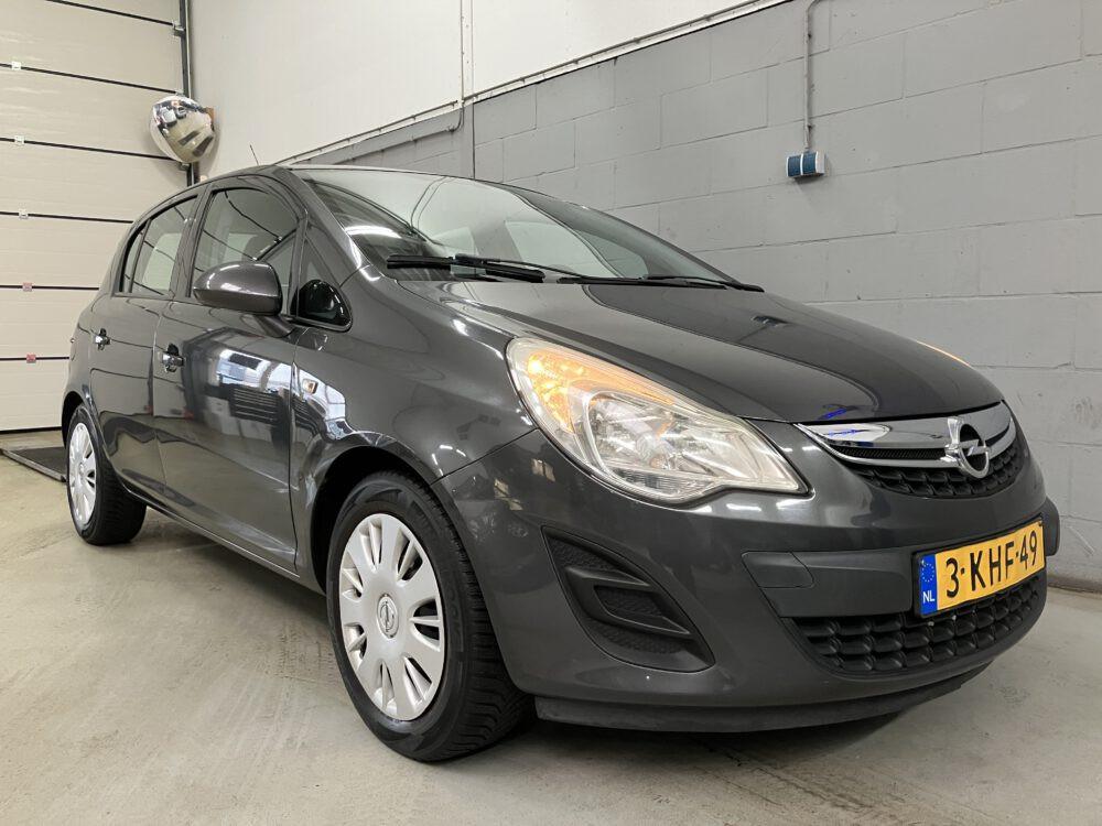 Opel Corsa 1.2-16V '111' Edition