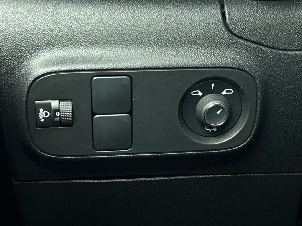 Citroen C3 83 pk business | rijklaar | navi | lm velgen |