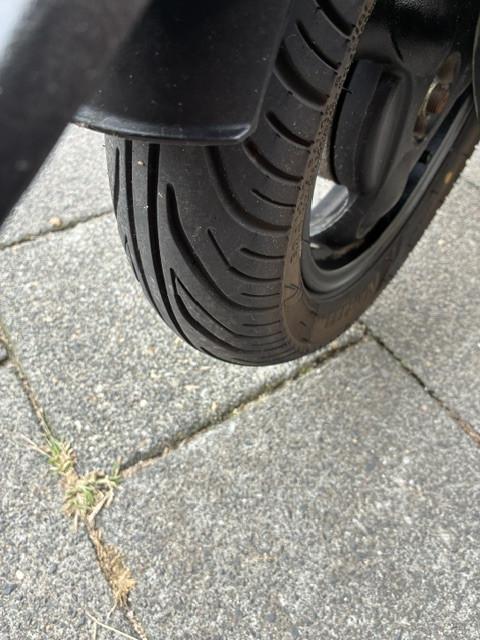 MOOIE KYMCO VP50 4 TAKT SNOR SCOOTER ! WEINIG KM ! BJ 2013