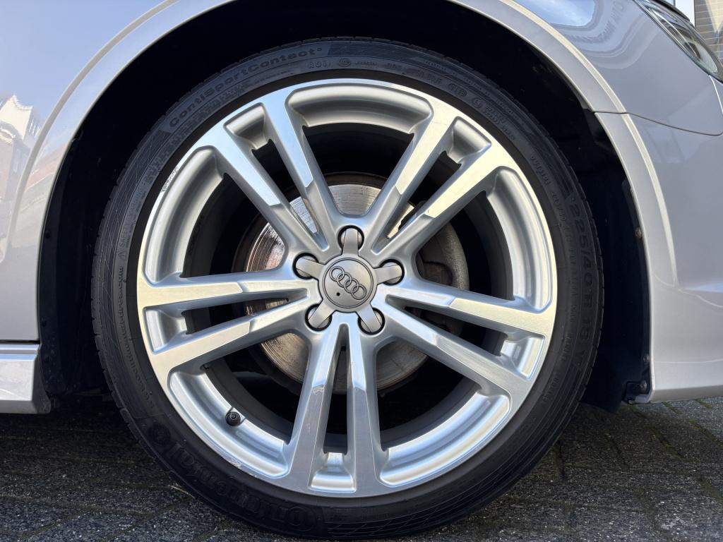 Audi A3 limousine 1.4 tfsi cod ambition pro line s