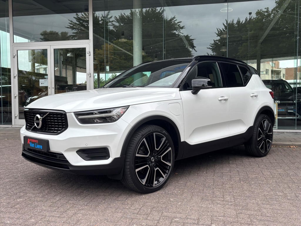 Volvo XC40 1.5 t4 211pk r-design|trekhaak|carplay|navi|21