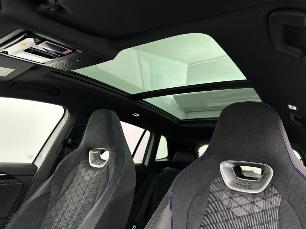 Volkswagen Tiguan r-line-edition 1.5 ehybrid 150 kw / 204 pk suv 6 v