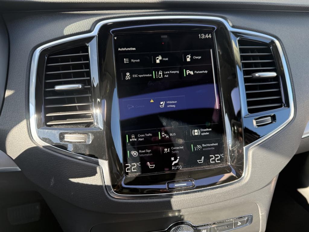 Volvo XC90 t8 390pk recharge inscription| panodak| luchtvering| trekhaak| 3