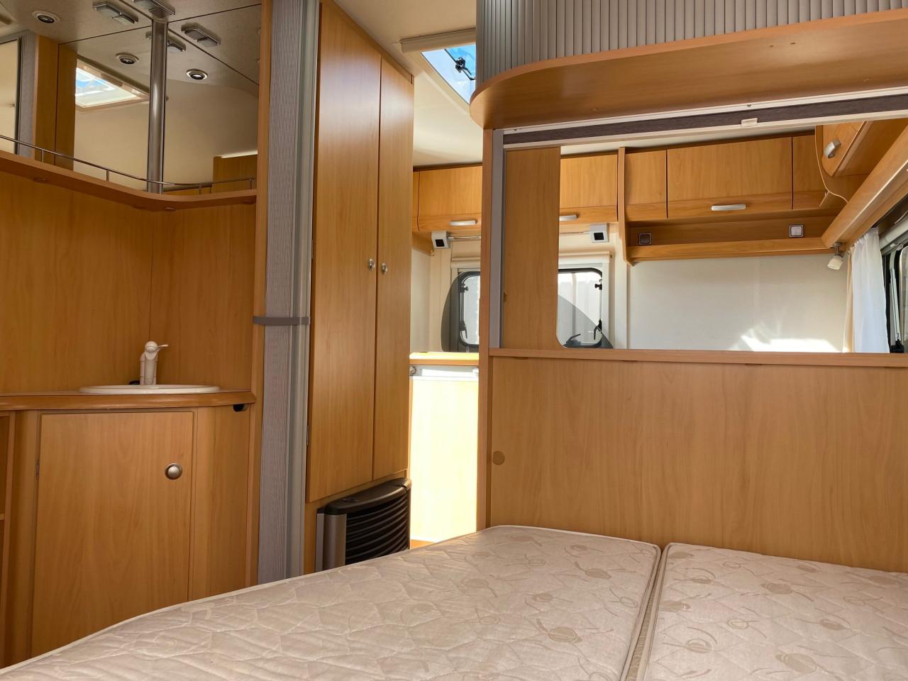 Beyerland Sprinter 390 FB (2005), lichtgewicht incl. mover en voortent