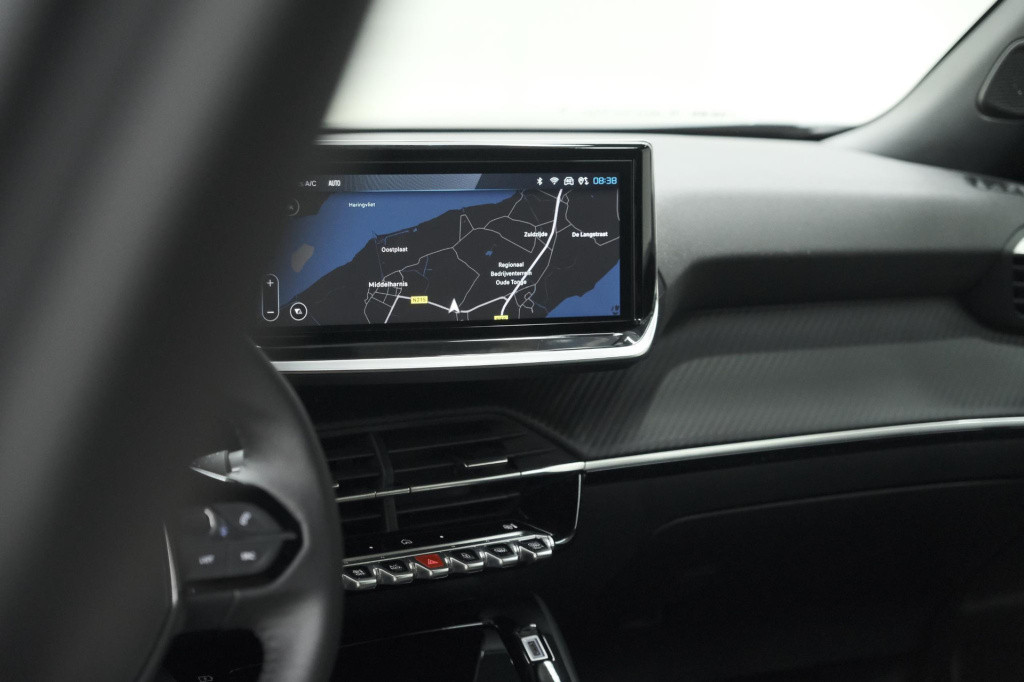 Peugeot 2008 puretech 100 allure | camera | navigatie | apple carplay | par
