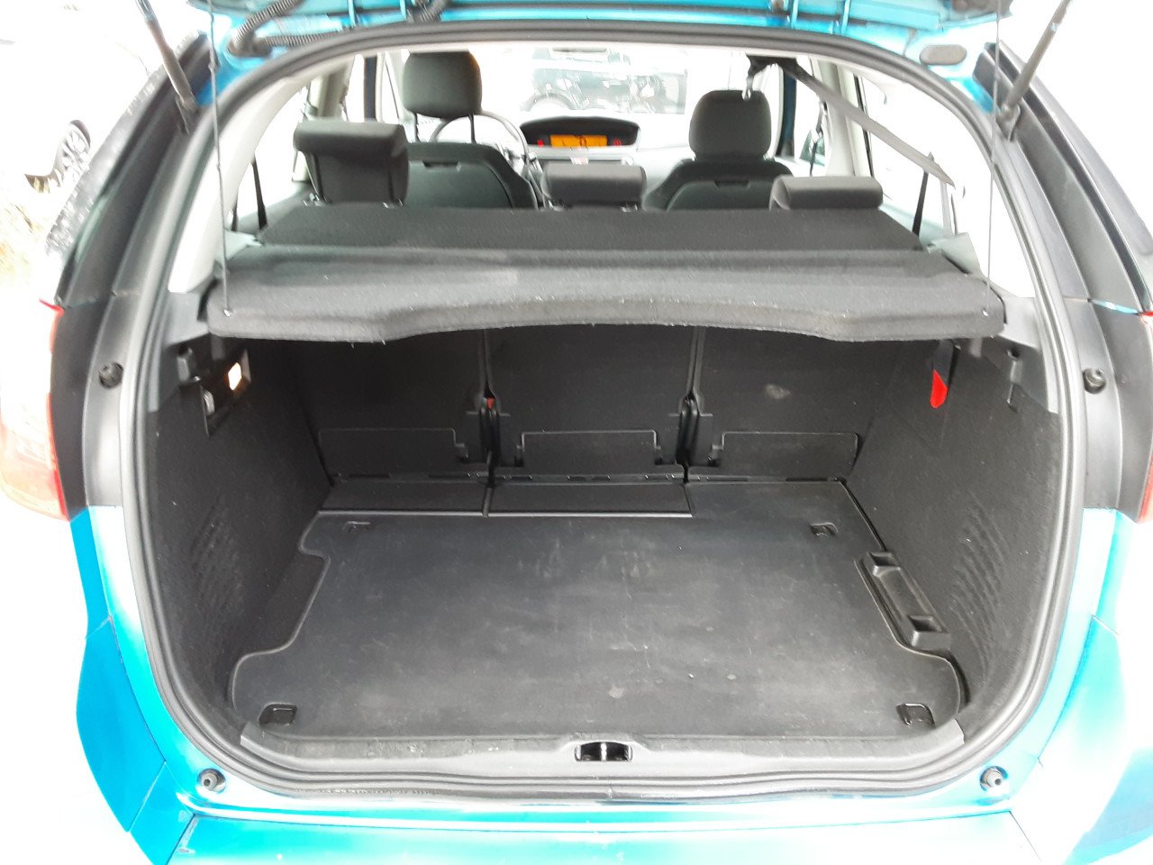 Citroen C4 Picasso 1.8-16V Ambiance 5p.