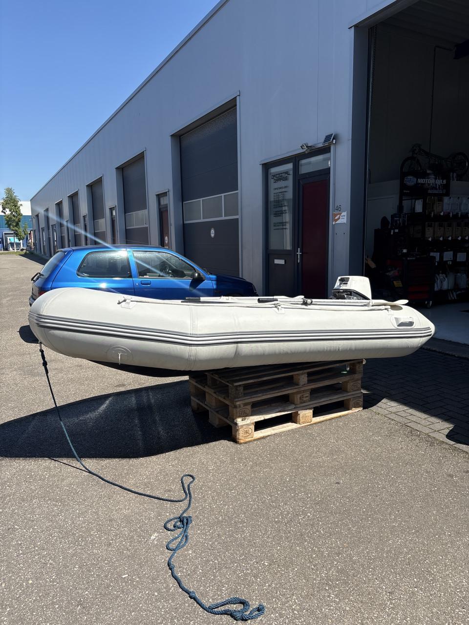 Rubberboot met yamaha 8pk