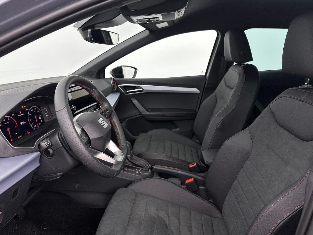 Seat Ibiza fr business connect 1.0 85 kw / 115 pk ecotsi hatc