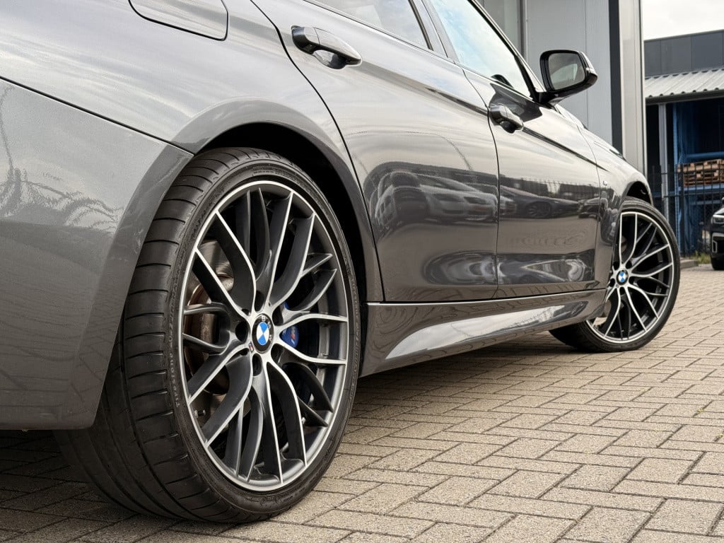 BMW 3-serie touring 335d xdrive m-sport | pano | leder | 360 | acc | head u