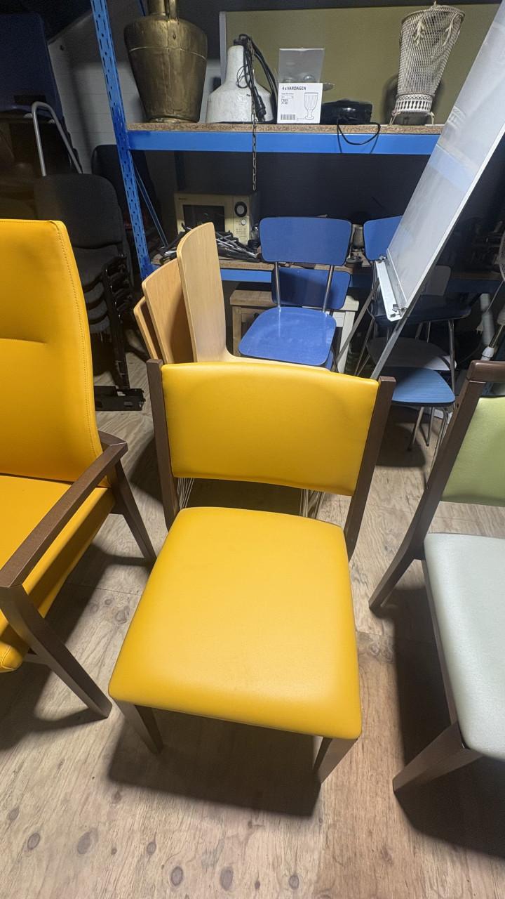 Stoelen kush en co