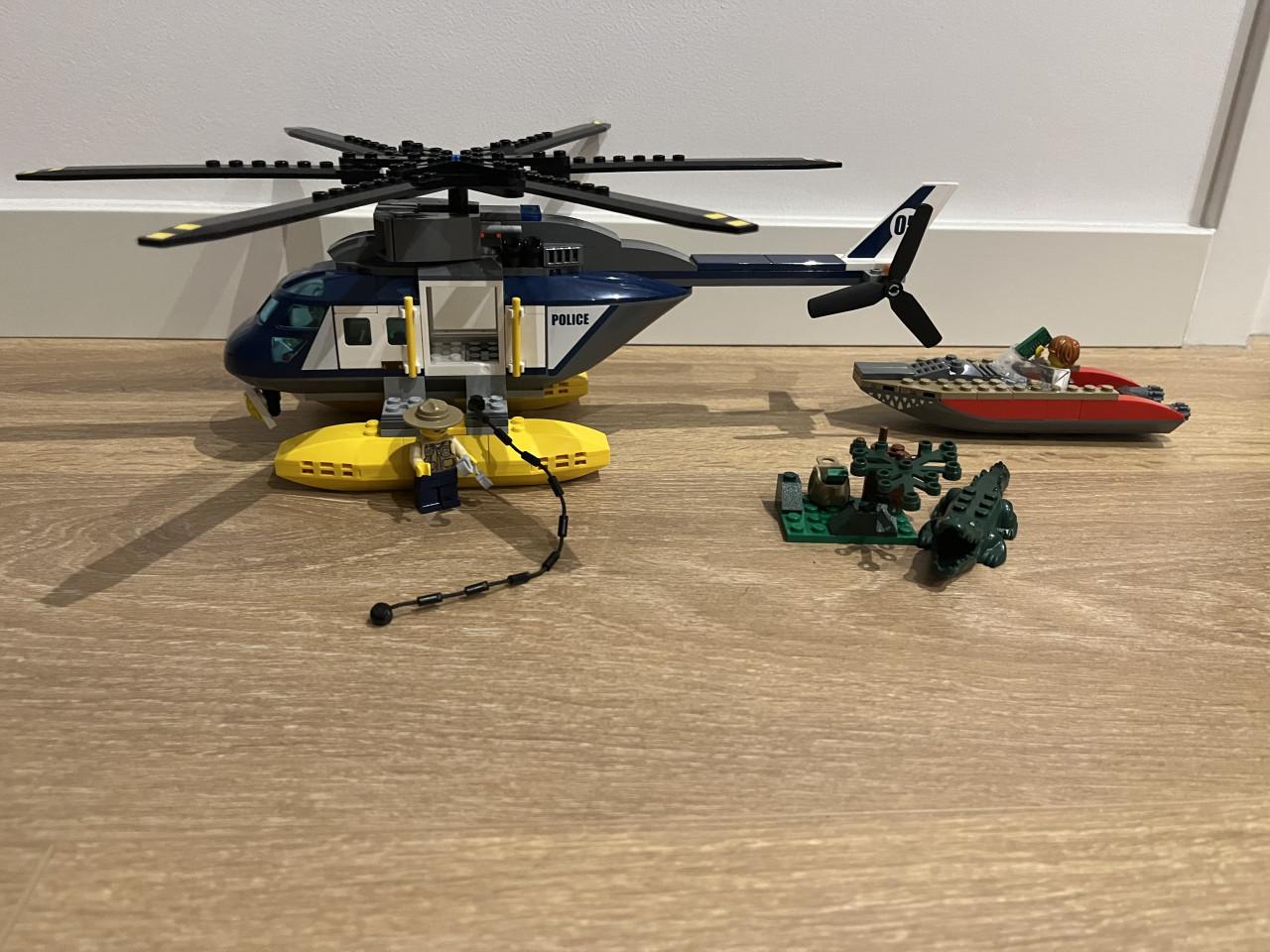 Lego helikopter achtervolging