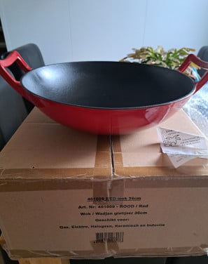 Gietijzeren wok