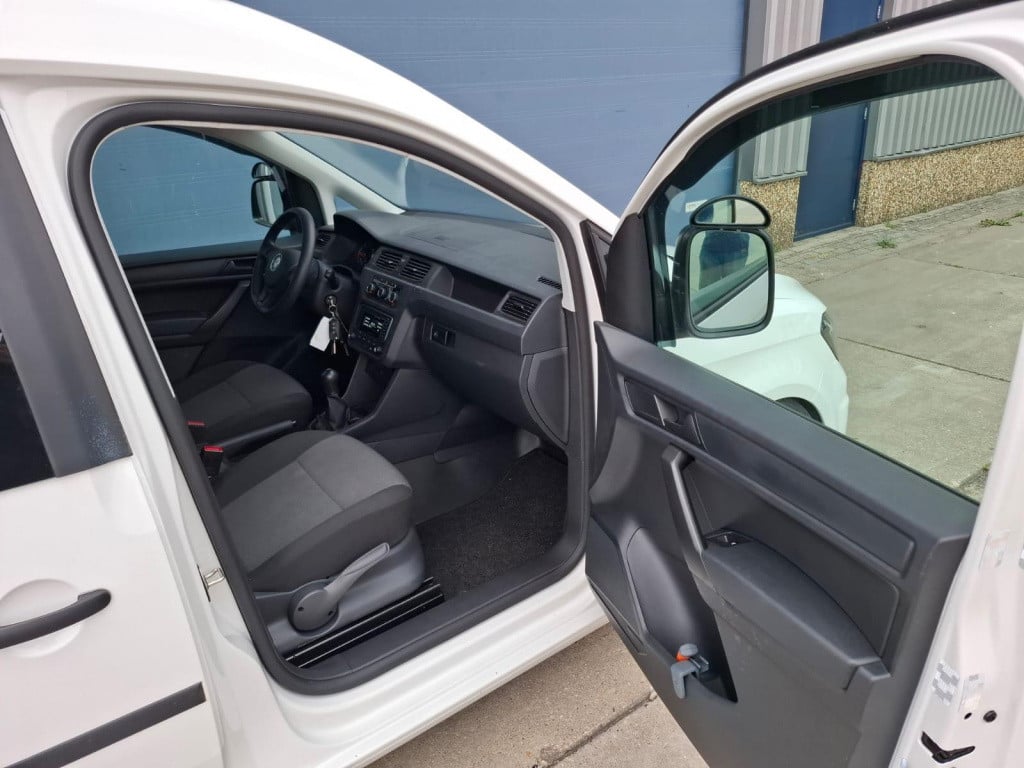 Volkswagen Caddy 2.0 tdi l1h1 bmt trendline verlaagd / airco / n.a.p / marg