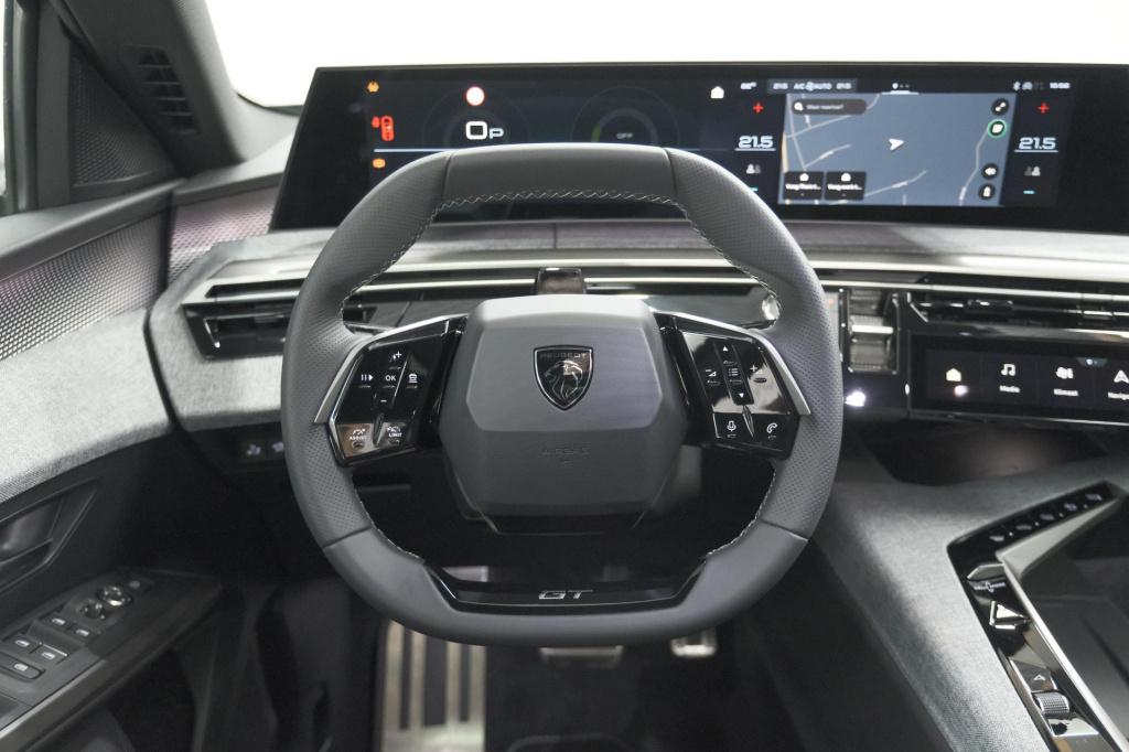 Peugeot E-3008 gt 210 73 kwh | schuif-/kanteldak | 360 vision & drive assis