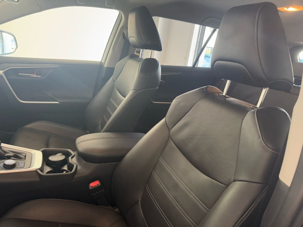 Toyota Rav4 2.5 hybrid awd executive