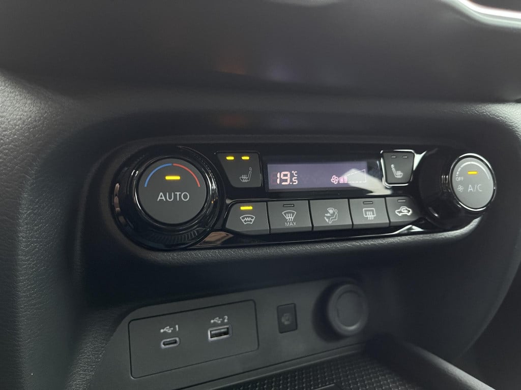Nissan Juke 1.6 hybrid n-design cold + tech pack