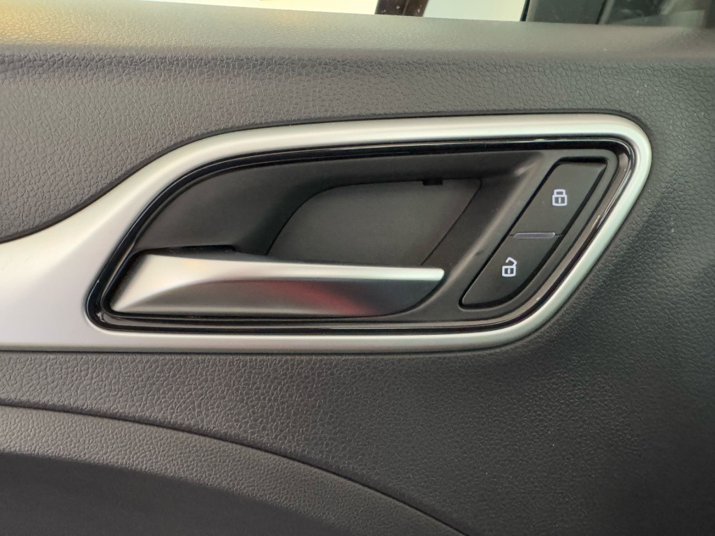 MG Zs-ev standard range luxury 50 kwh
