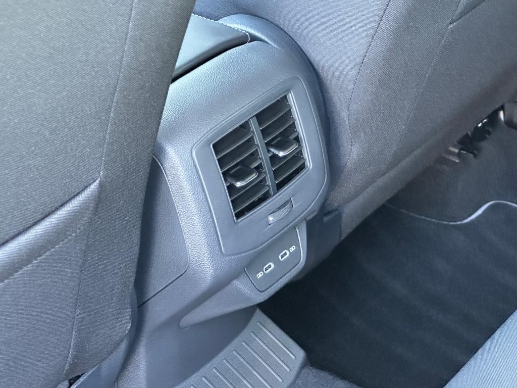 Volkswagen T-roc 1.5 tsi 150pk dsg style carplay | camera | keyless | elek.