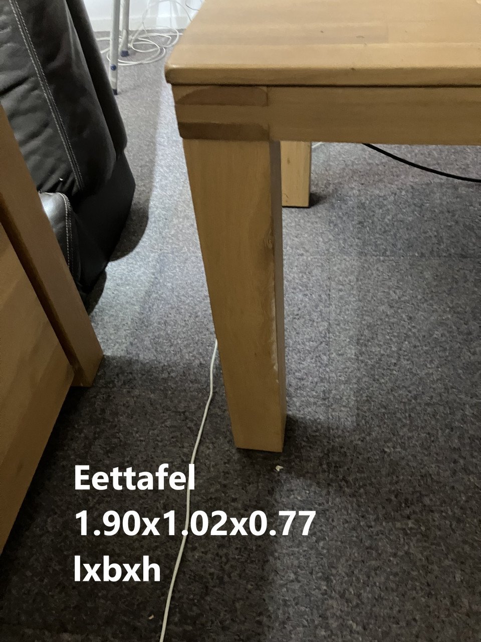 Licht eiken eettafel 1.90x1.02x0.77 lxbxh