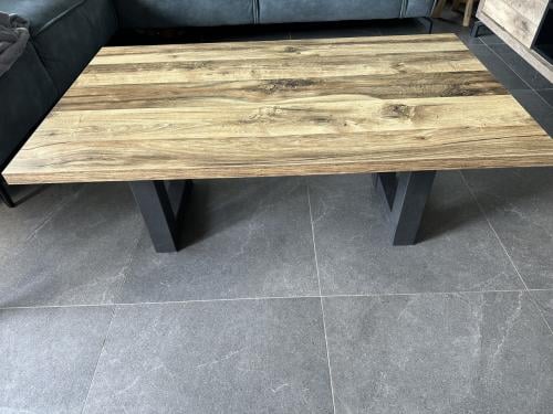 Pronto Salontafel Miori Houten blad met zwarte poten