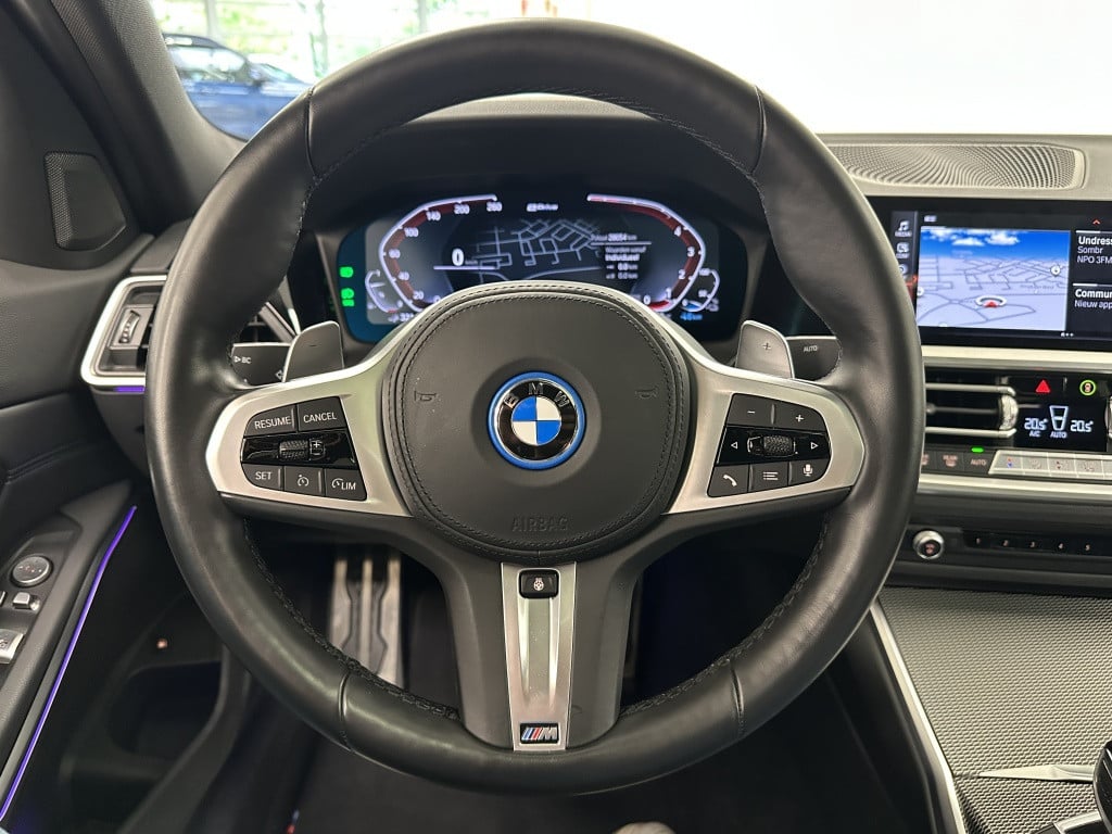 BMW 3-serie 330e m-sport | dravitgrau | schuif/kanteldak | memory |