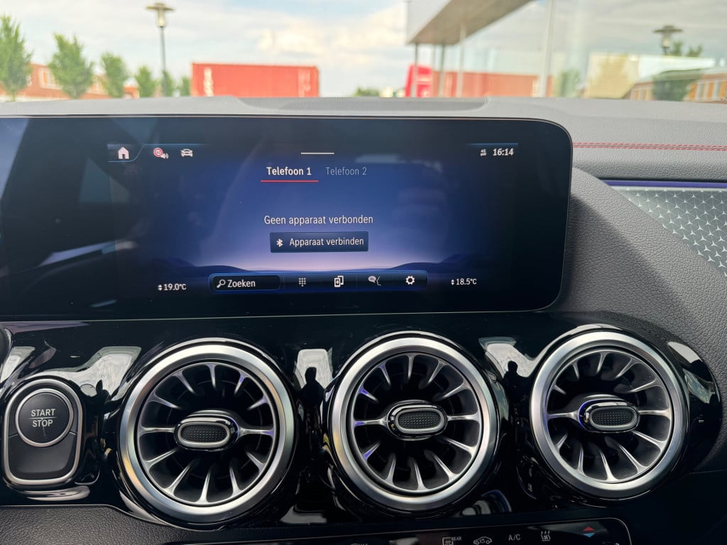 Mercedes-Benz Eqa 250+ amg line 71 kwh advanced automaat ,apple-carplay