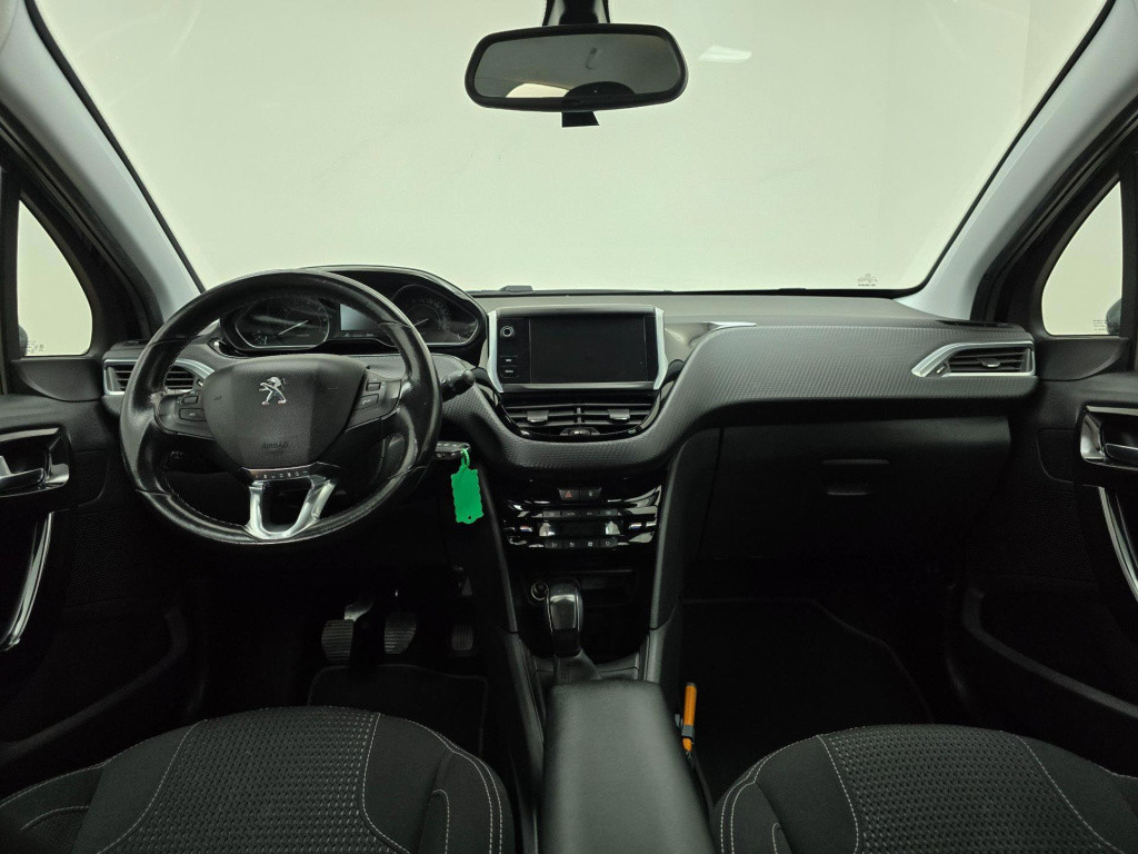Peugeot 208 occasion 1.2 puretech allure met carplay en cruisecontrol | twe