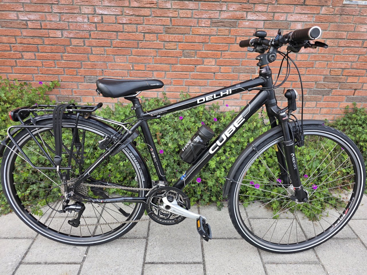 CUBE | DELHI | 28 INCH | 48 CM | NETTE STAAT!