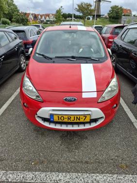 Ford ka Garage goed onderhouden.