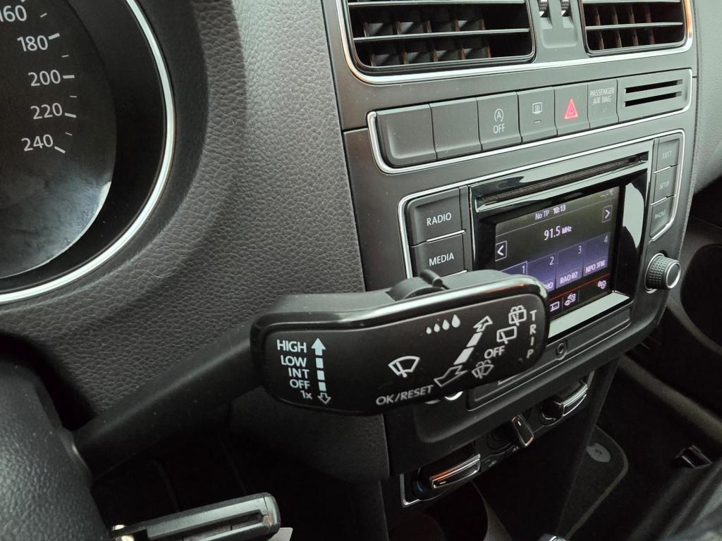 Volkswagen Polo occasion automaat 1.2 tsi highline prachtuitvoering | tweed