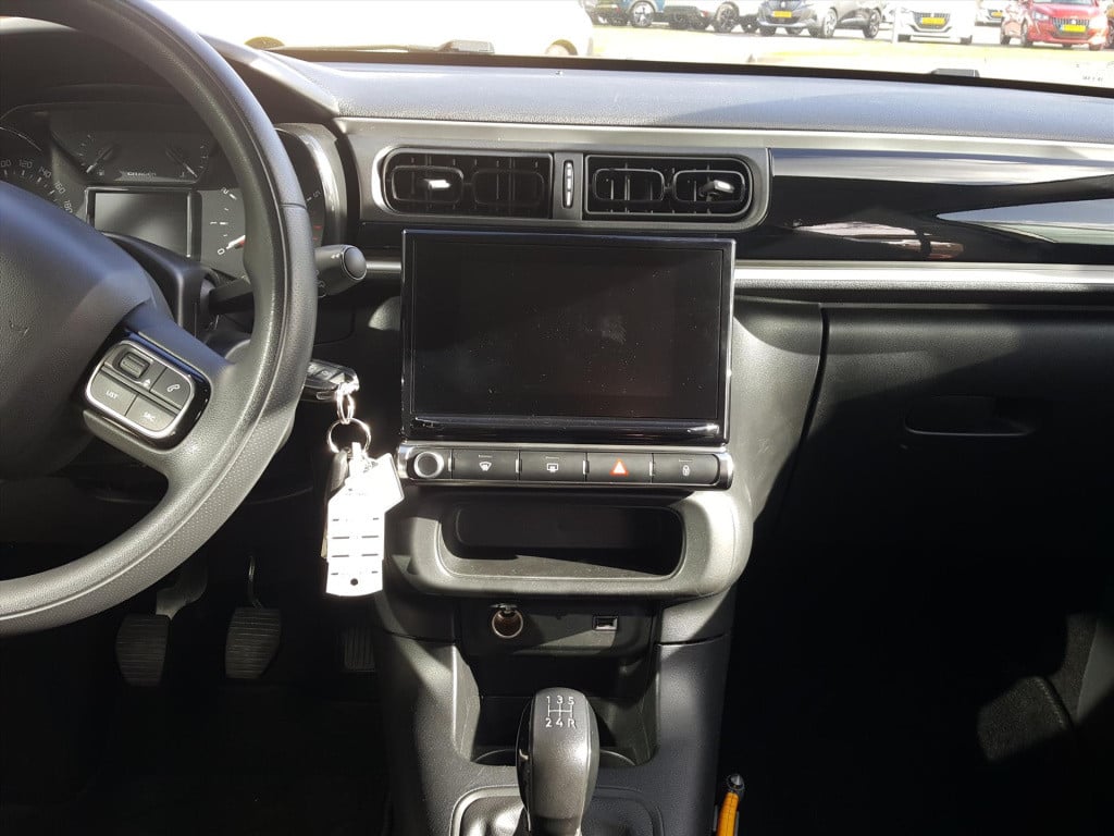 Citroen C3 1.2 puretech 82pk s&s feel navigatie | trekhaak | cruise & clima