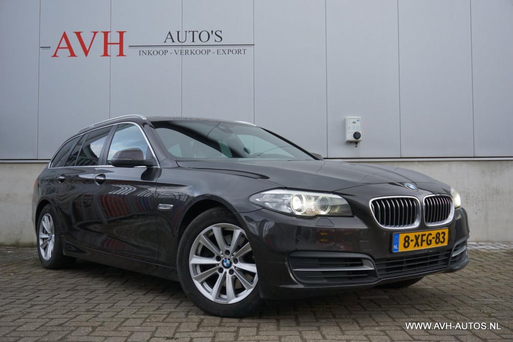 BMW 5 Serie touring 520i high executive