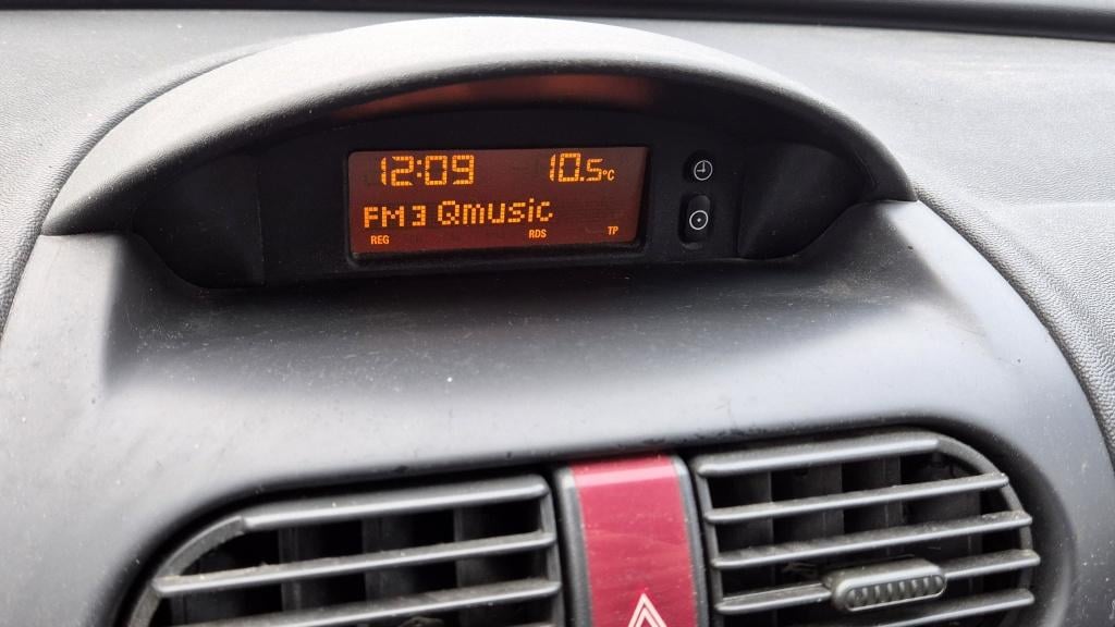 Opel Combo 1.4-16v comfort 1.4-16v | 2x zijschuifdeur | achterklep | trekha