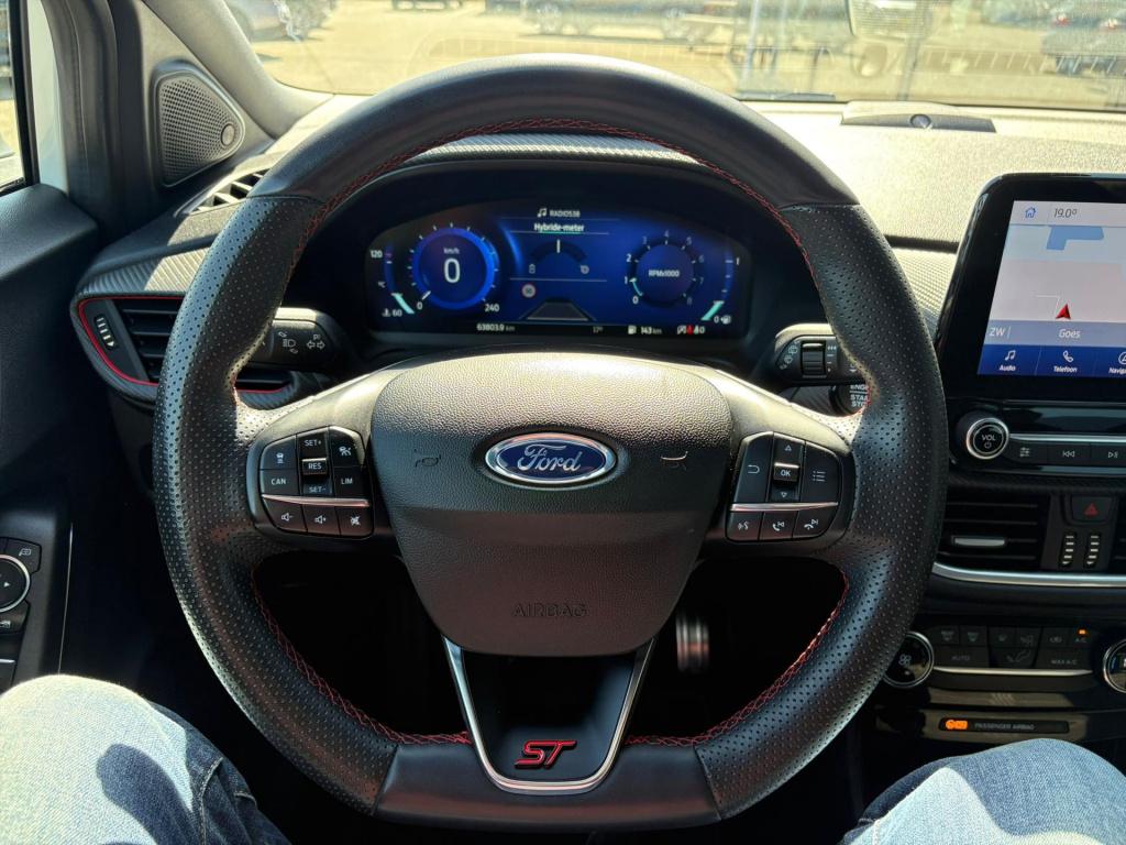 Ford Puma 1.0i ecoboost hybrid 125pk st-line x, trekhaak, carplay,