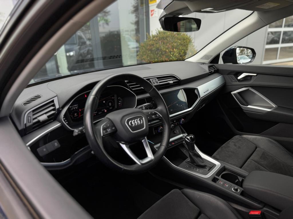 Audi Q3 35 tfsi * leder / alcantara * stoelverwarming * navigatie