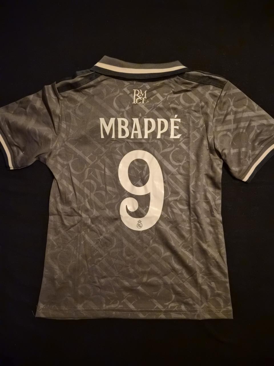 Voetbal Broek en Shirt Real Madrid MT:22