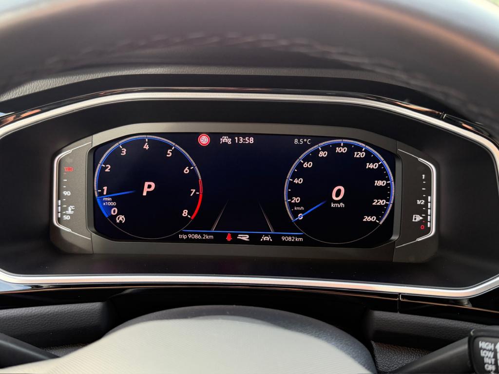 Volkswagen T-roc 1.5 tsi 150pk dsg r-line | camera | keyless | elek. achter