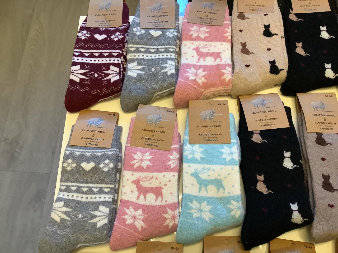Partij heerlijk warme wollen sokken. ( partij 27)