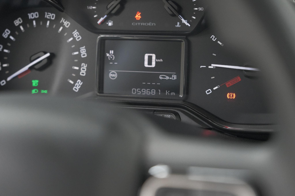 Citroen C3 puretech 82 feel edition | parkeersensoren | navigatie | apple c
