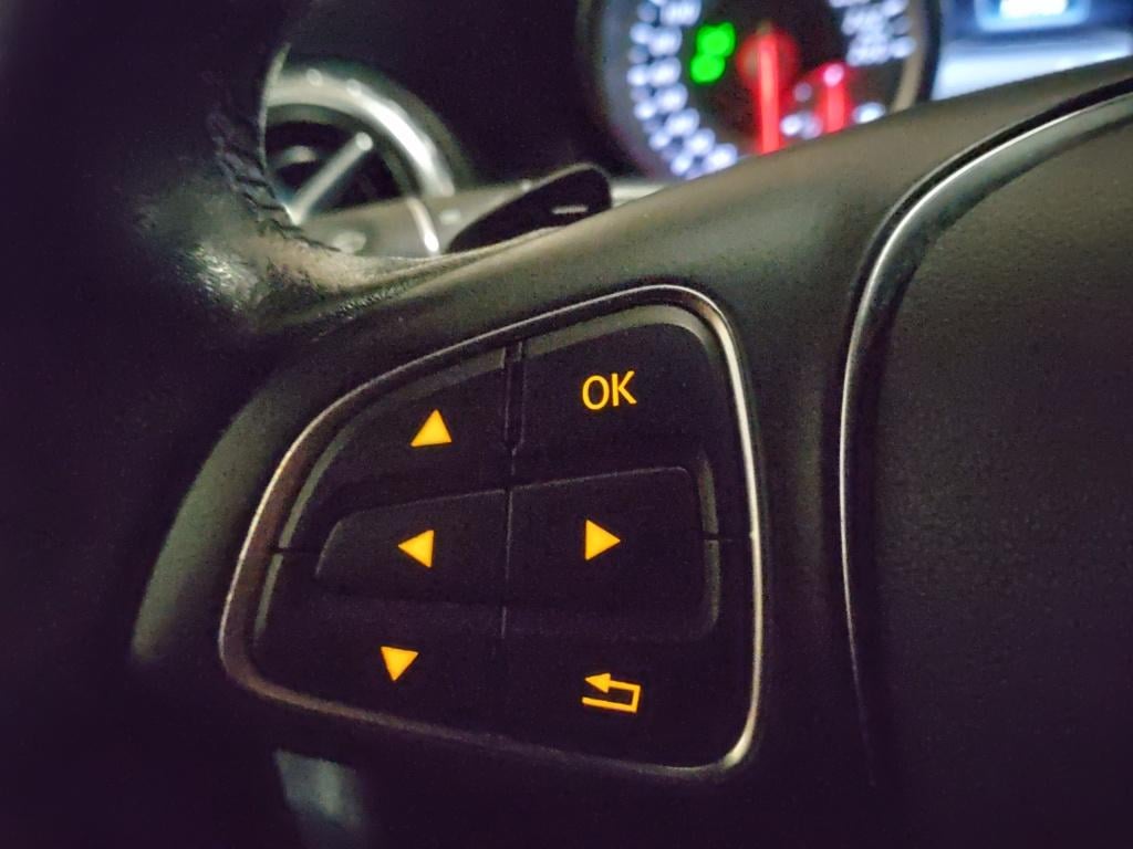 Mercedes-Benz Gla-klasse 180d ambition | automaat