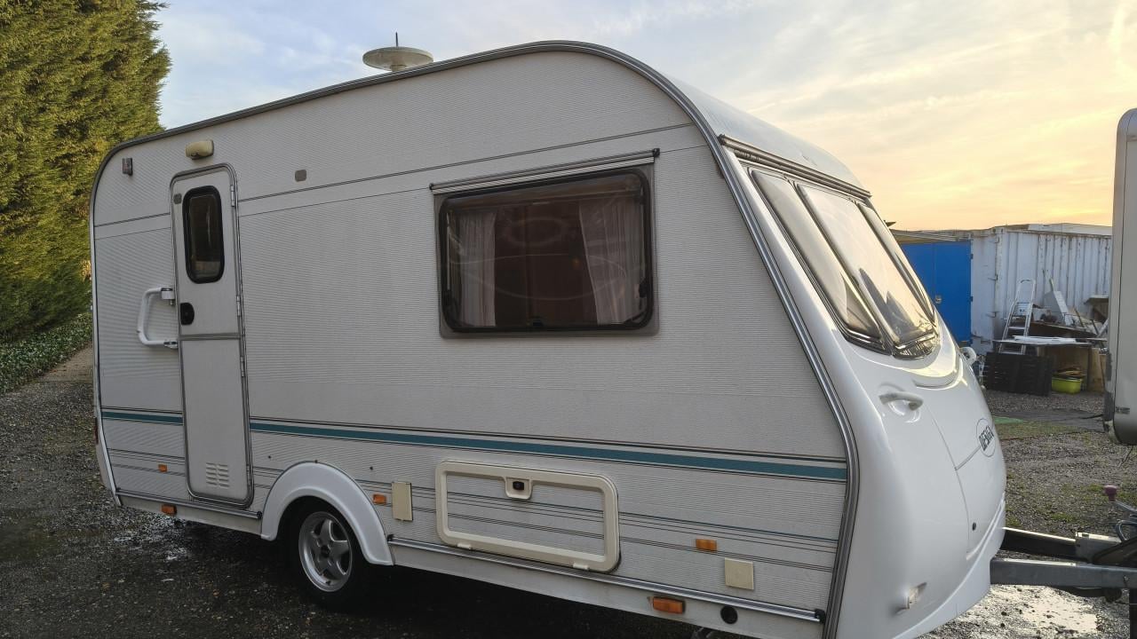 Hylander HD 380 van 1999 B.J .