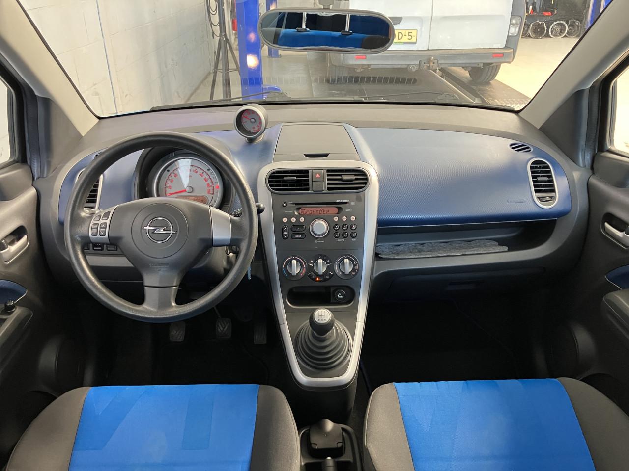 Opel Agila