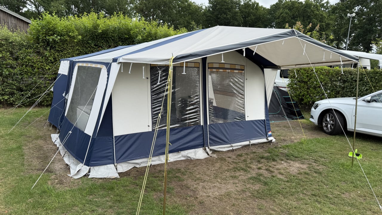 Cabanon Saturn 2003 (vouwwagen)