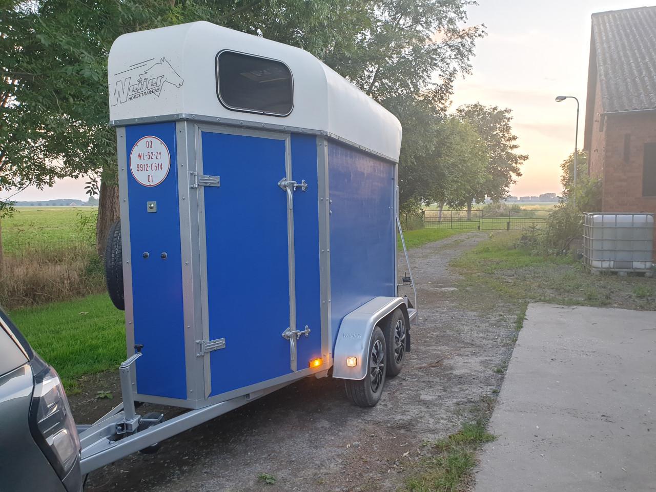 Paarden trailer