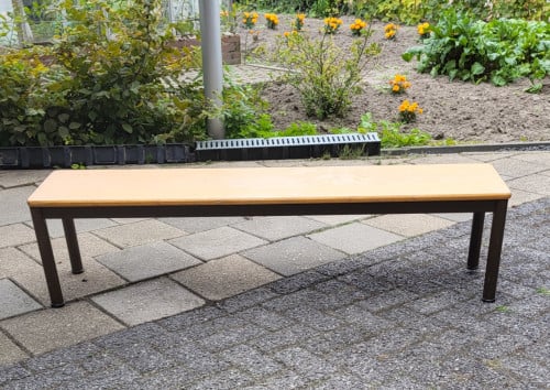 Bankje 140 x 30 cm en hoogte 35 cm