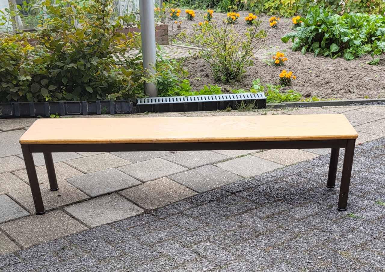 Bankje 140 x 30 cm en hoogte 35 cm