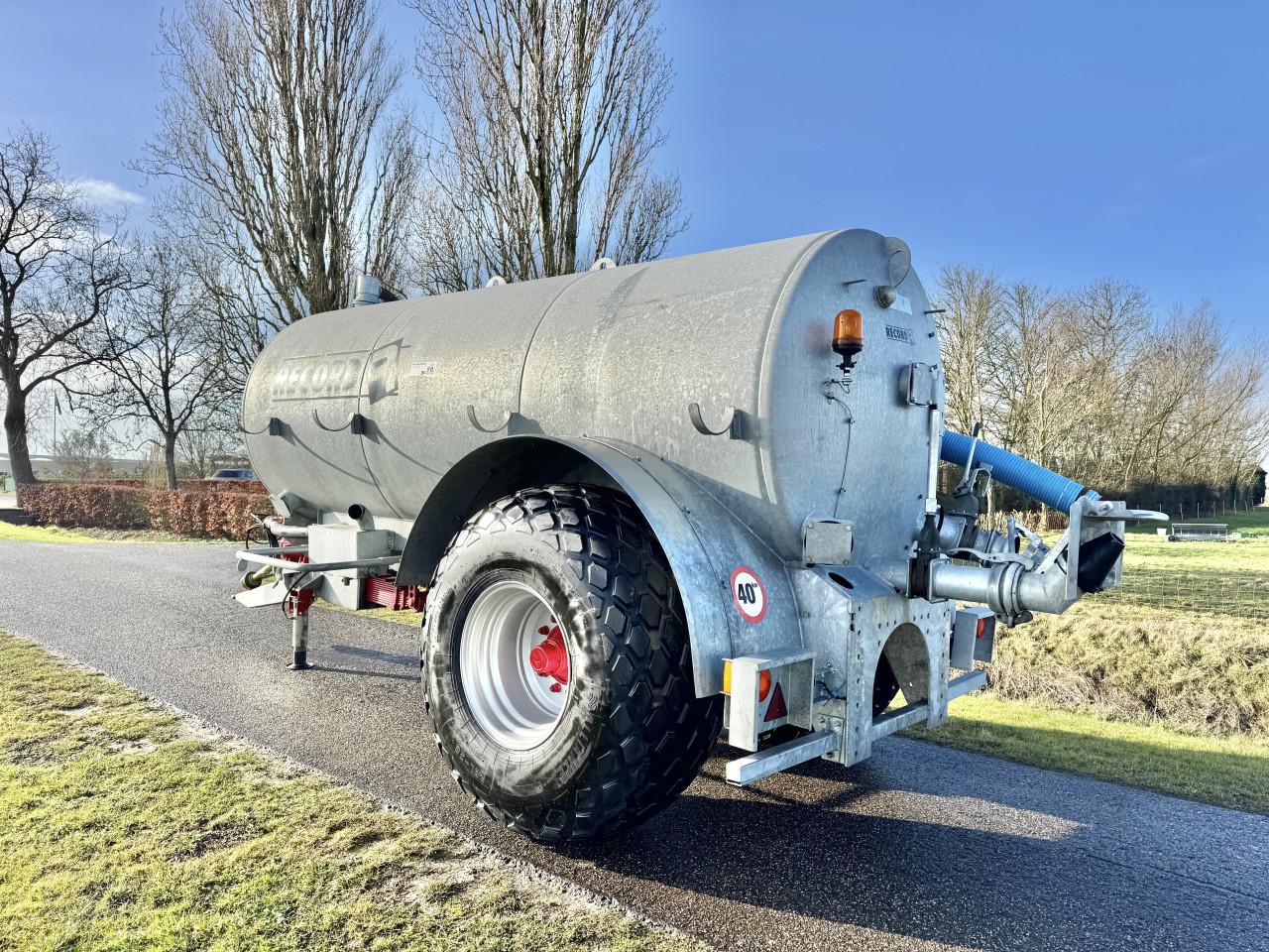 Record 10000L Mesttank