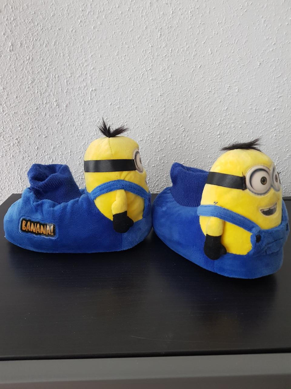 Minion pantoffels maat 30/31