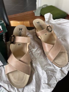 Nieuwe Mephisto sandalen 41