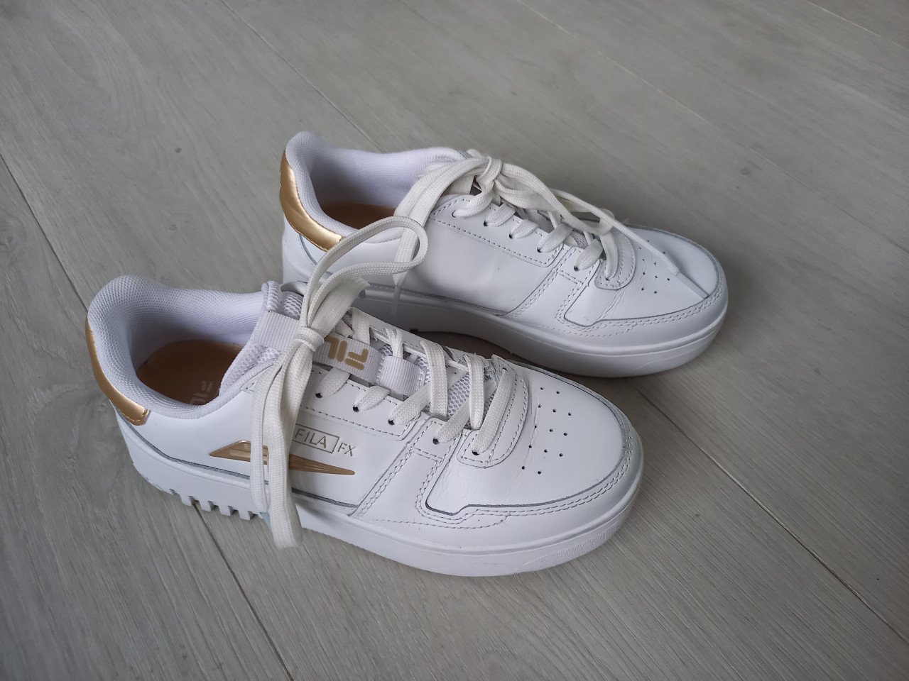 Fila dames schoenen maat 39